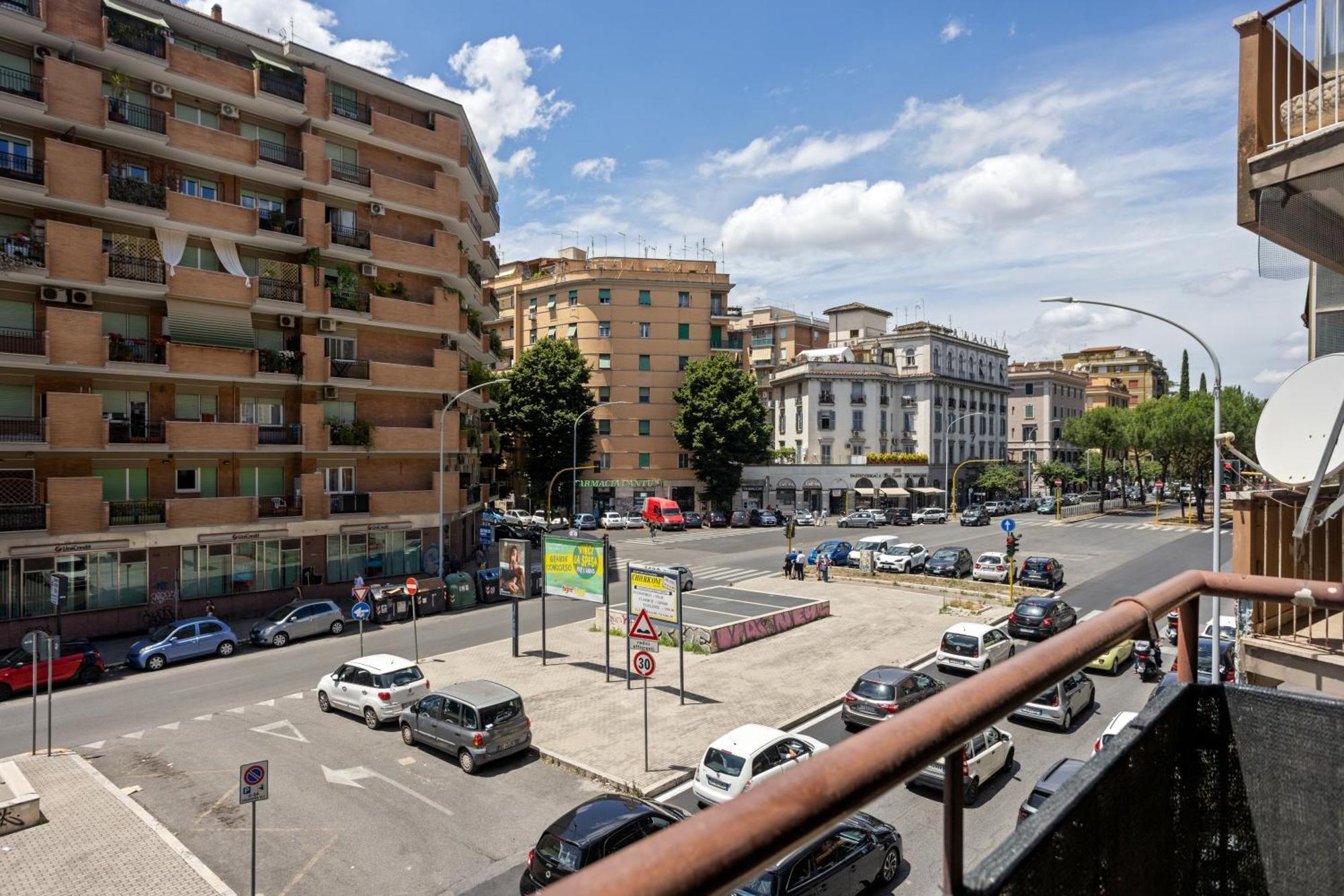 Apartment 543 Appia Avenue - Metro A *
