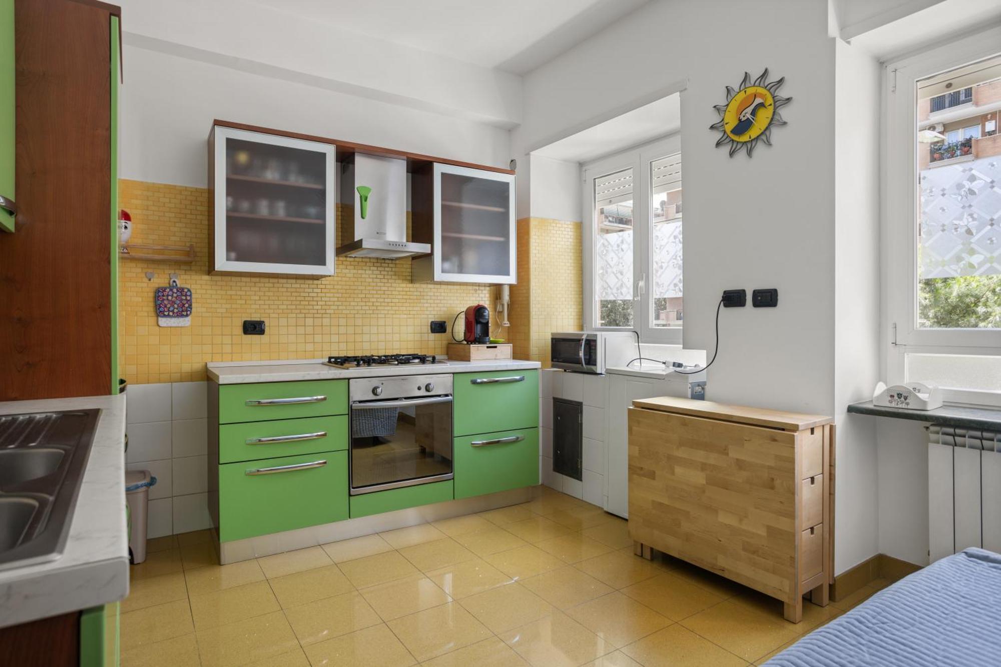 543 Appia Avenue - Metro A Apartment